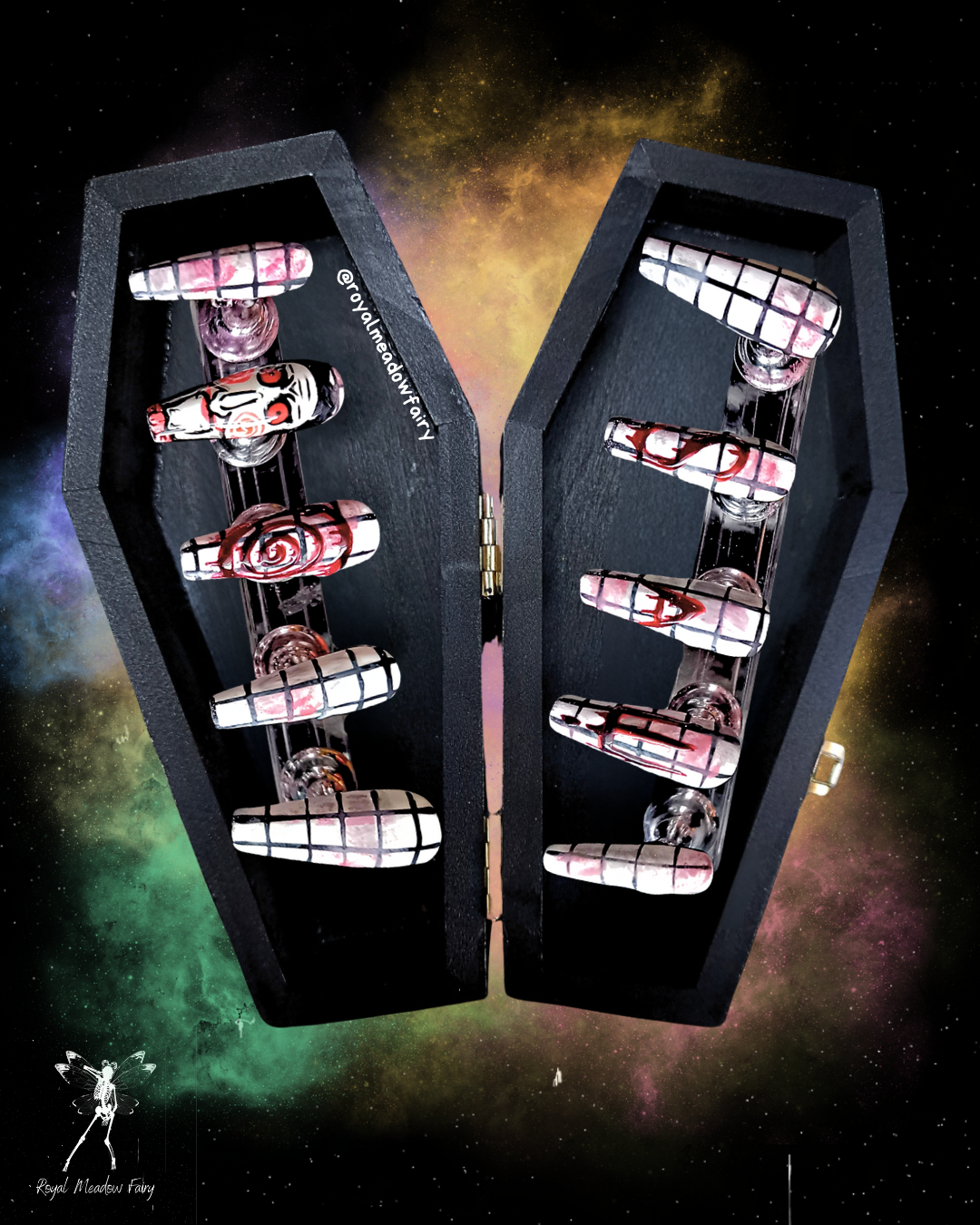 black and white checked bloody tile press on nail extensions with jigsaw from saw movie and realistic blood nail art design