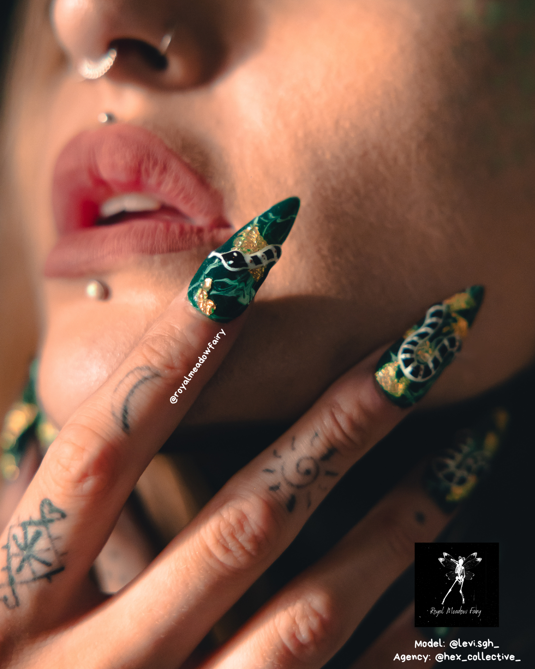 best quality uk press on nails with gold leaf and serpent nail art design