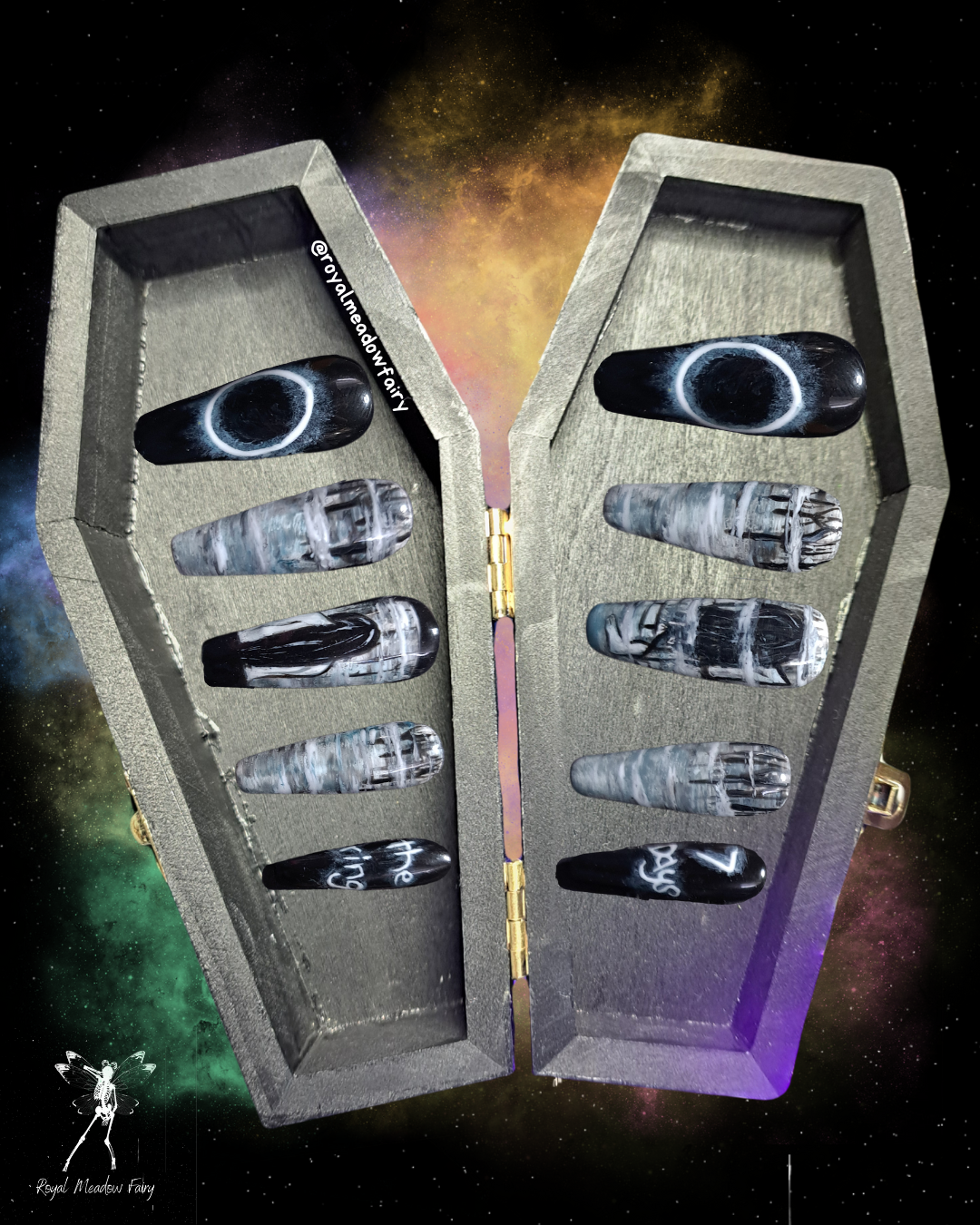 halloween scary horror movie press on nail extensions with the ring girl coming out of the well on static tv nail art design black white and grey 7 days