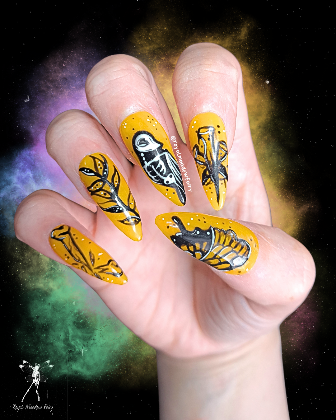 spooky alt gothic press on nails UK