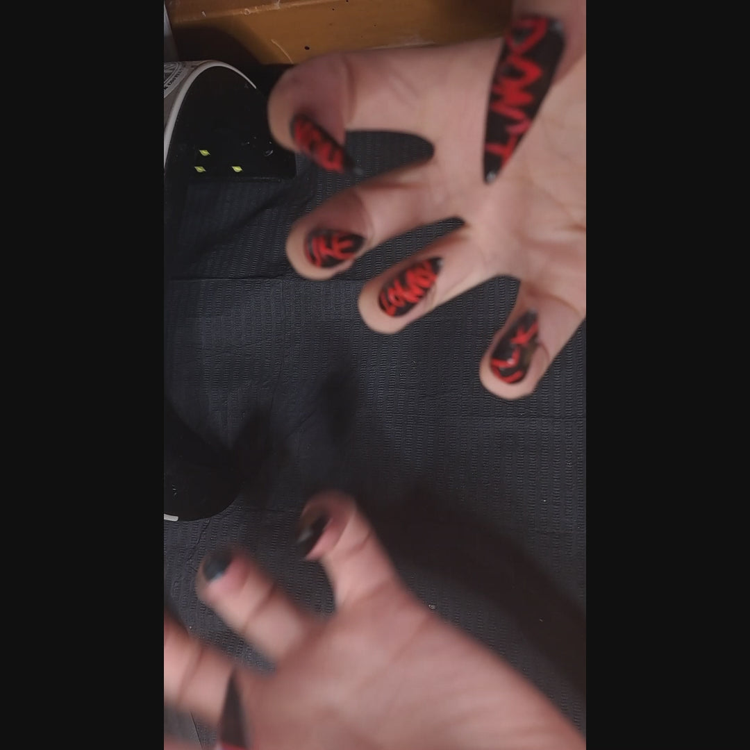 captain spaulding house of 1000 corpses, 3 from hell, rob zombie horror movie press on nails