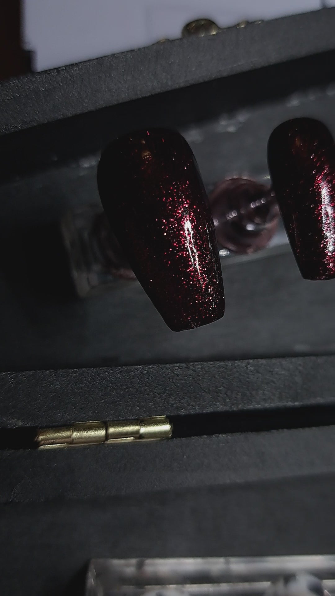 red glitter press on nails