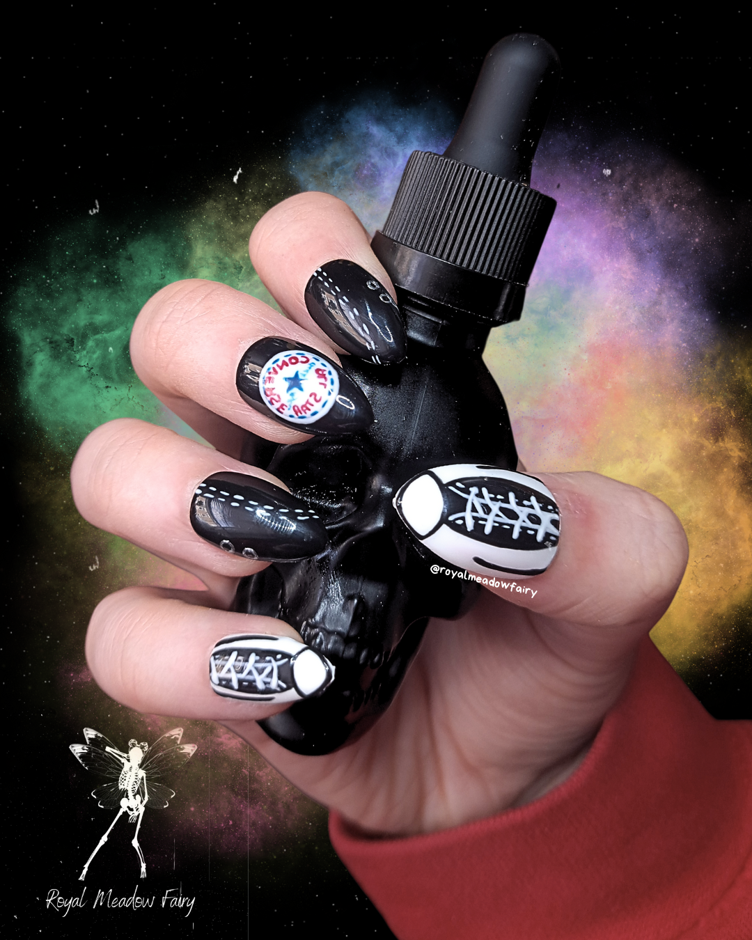 glue on nails alt emo converse Uk