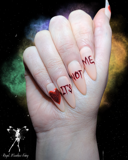 its not me bloody anti valentines press on nails 