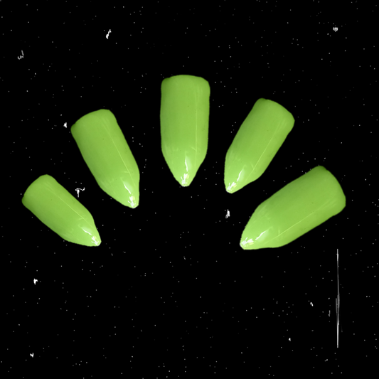 pear green press on nail extensions 
